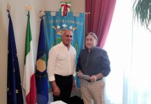 Cosenza. Ecco chi è Pino De Rose, l’uomo del concertone che s’è preso anche la Festa del cioccolato