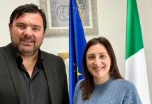 “San Giovanni in Fiore, il Comune dei Pupi e il tramonto della dignità”